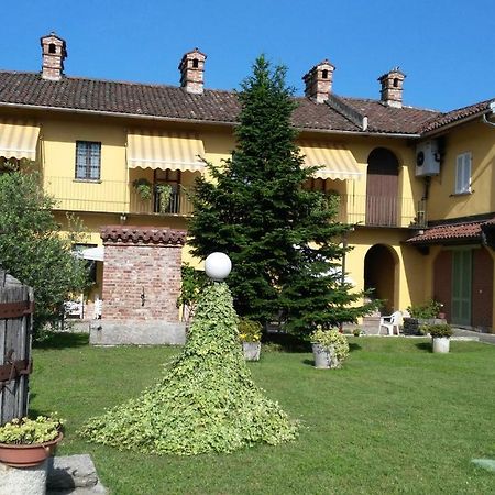 B&B Il Giarolo Cameriano ภายนอก รูปภาพ